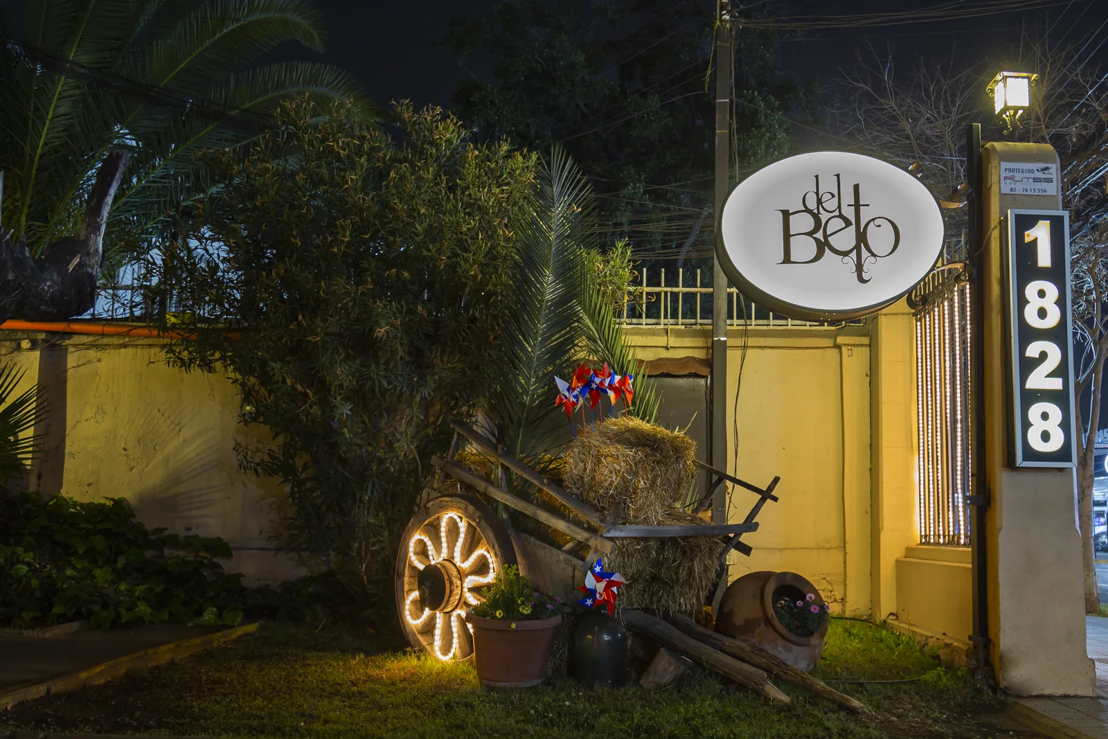 Fachada de Del Beto en Manuel Montt, Providencia